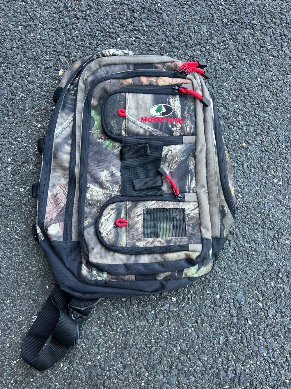 Mossy Oak Camo Sling Bag with Red Accents